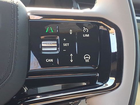 Certified 2026 Land Rover Range Rover Velar S AWD/4WD image 15