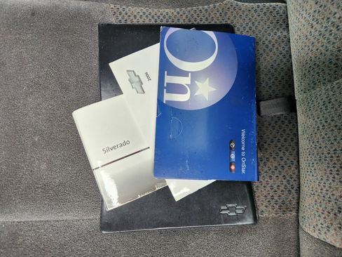 Used 2006 Chevrolet Silverado 1500 LT w/ Onstar Plus Package image 22