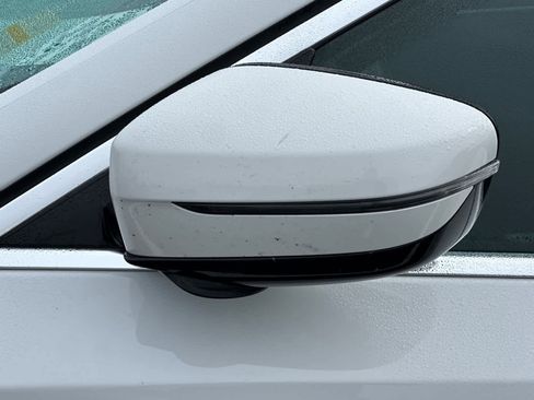 Used 2018 BMW 530e image 20