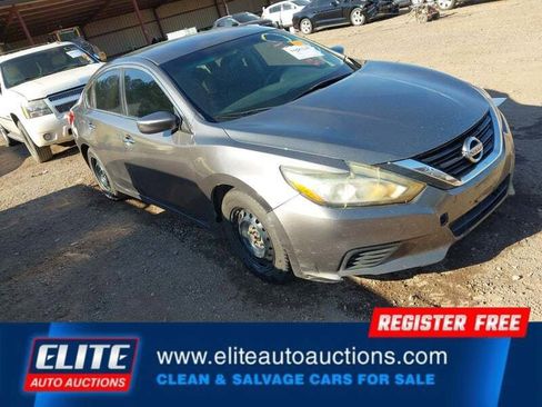 Used 2016 Nissan Altima 2.5 S w/ Power Driver Seat Package FWD image 2