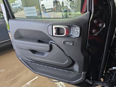 New 2026 Jeep Gladiator Sport image 27