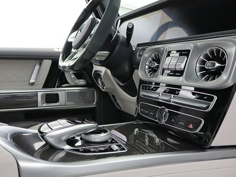 Used 2024 Mercedes-Benz G 63 AMG 4MATIC image 28