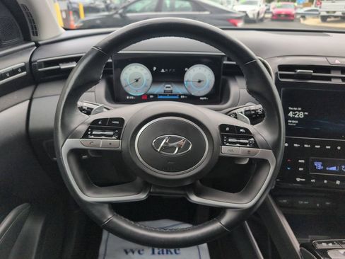 Certified 2023 Hyundai Tucson Limited AWD/4WD image 15