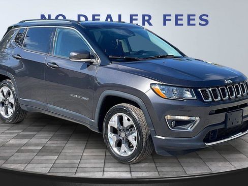 Used 2021 Jeep Compass Limited w/ Sun and Sound Group AWD/4WD image 3