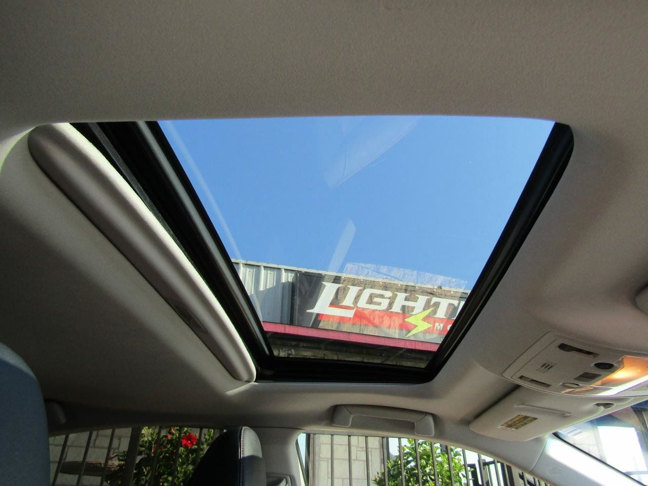 Used 2015 Lexus ES 350 FWD image 8