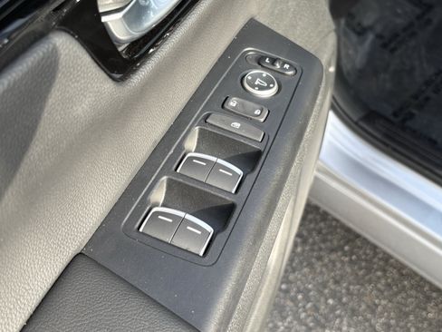 Used 2026 Honda CR-V EX-L image 16