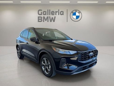 Used 2025 Ford Escape ST-Line image 4