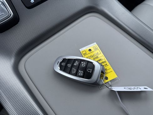 Used 2025 Hyundai Palisade Calligraphy image 31