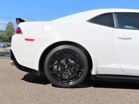 Used 2015 Chevrolet Camaro Z/28 image 12