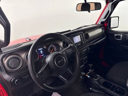 Used 2018 Jeep Wrangler Sport AWD/4WD image 18