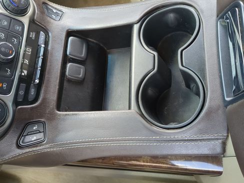 Used 2016 Chevrolet Tahoe LT RWD image 13