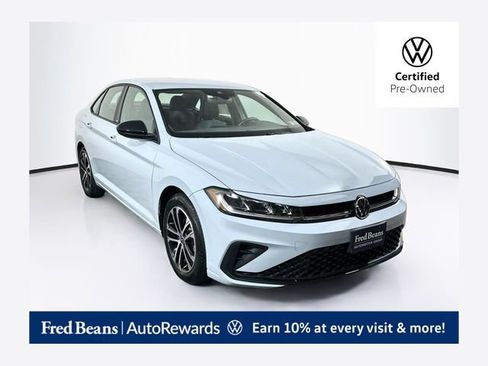 Certified 2025 Volkswagen Jetta Sport FWD image 1