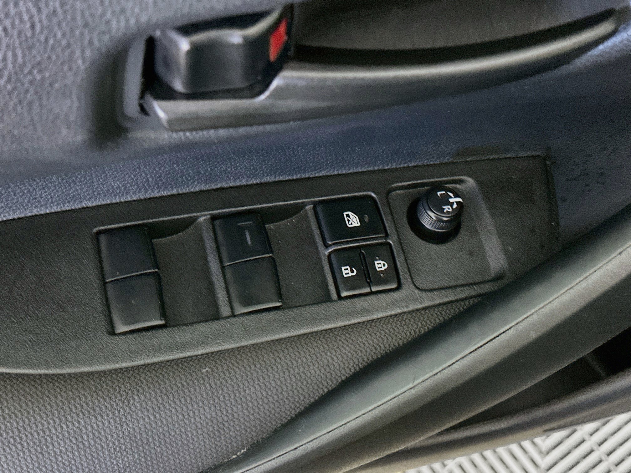 Used 2026 Toyota Corolla LE FWD image 15