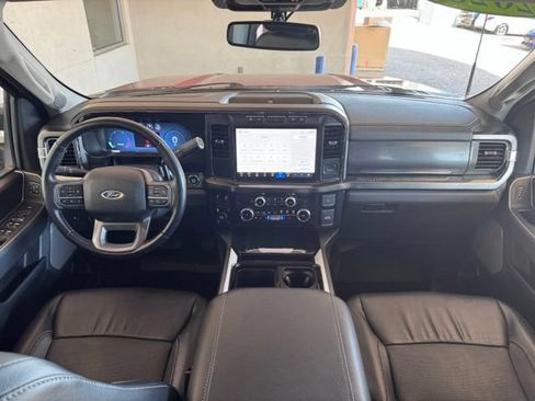 Used 2023 Ford F250 Lariat w/ FX4 Off-Road Package AWD/4WD image 12