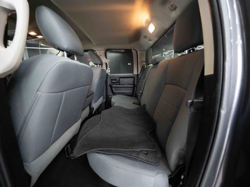 Used 2018 RAM 1500 Express w/ Express Value Package image 22