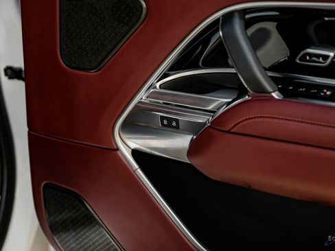 Used 2023 Land Rover Range Rover Long Wheelbase Autobiography image 91