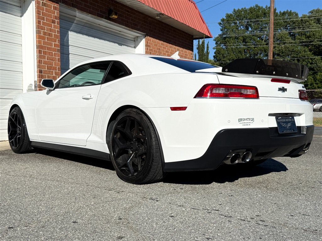 Used 2015 Chevrolet Camaro ZL1 RWD image 17