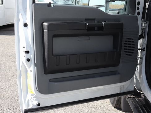 Used 2013 Ford F550 2WD Regular Cab Super Duty w/ Payload Upgrade Pkg image 22