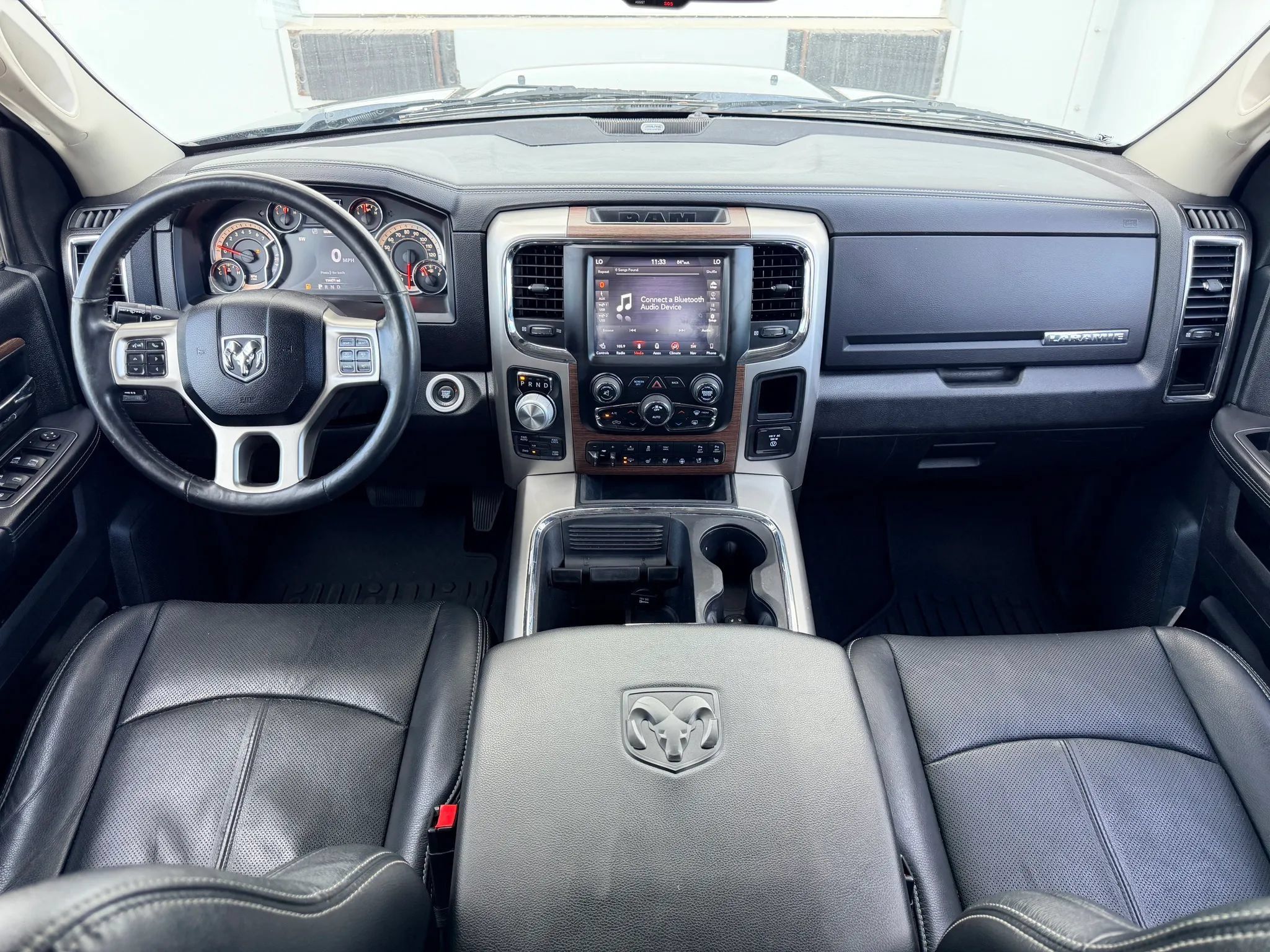 Used 2018 RAM 1500 Laramie w/ Convenience Group AWD/4WD image 16