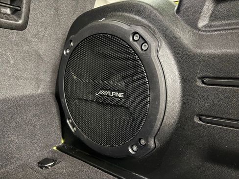 Used 2023 Jeep Wrangler Unlimited w/ Cold Weather Group AWD/4WD image 12