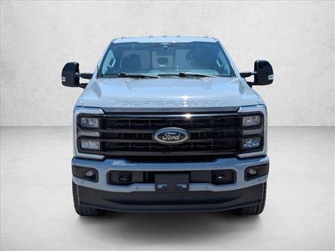 Used 2024 Ford F250 Lariat w/ Lariat Ultimate Package AWD/4WD image 2