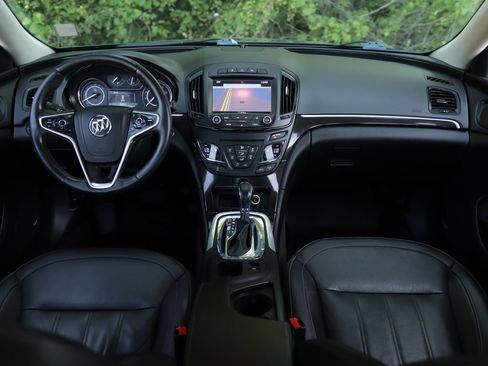 Used 2016 Buick Regal Premium FWD image 19