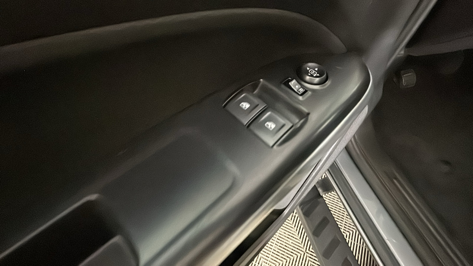 Used 2019 Chevrolet Colorado LT w/ LT Convenience Package AWD/4WD image 13