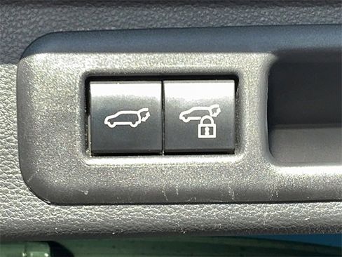 Used 2024 Toyota Sequoia Platinum image 21