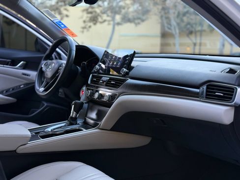 Used 2022 Honda Accord EX-L image 16