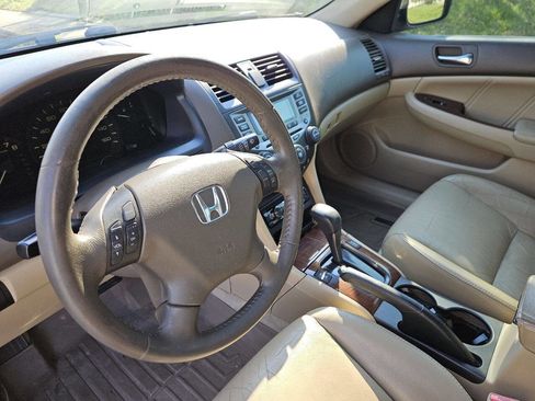 Used 2006 Honda Accord EX image 10