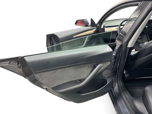 Certified 2023 Tesla Model 3 Standard Range RWD image 10