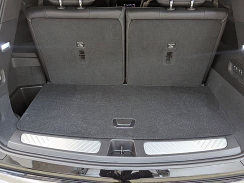 New 2026 Cadillac Vistiq Sport image 21