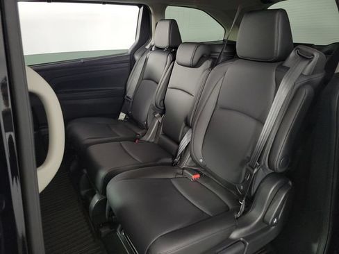 Used 2026 Honda Odyssey EX-L image 16
