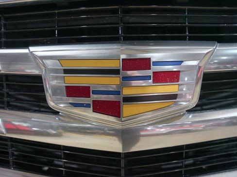 Used 2018 Cadillac Escalade ESV Luxury image 20