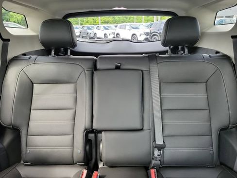 Used 2023 GMC Terrain Denali w/ Denali Premium Package AWD/4WD image 29