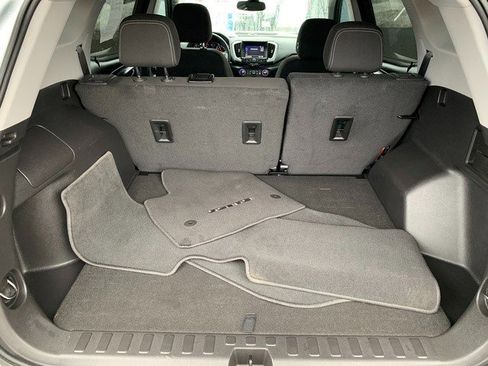 Certified 2023 GMC Terrain SLE w/ Driver Convenience Package image 9