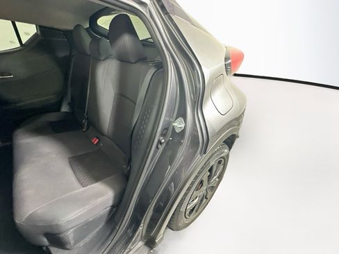 Used 2021 Toyota C-HR LE FWD image 25