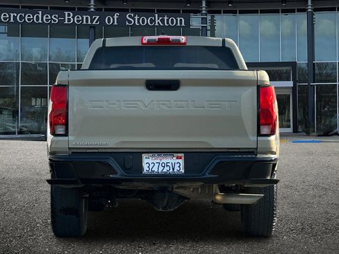 Used 2023 Chevrolet Colorado W/T image 5