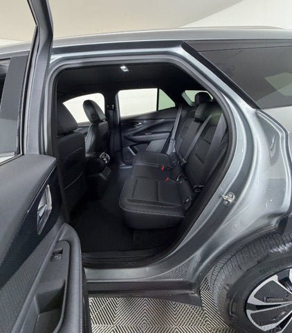 Used 2024 Chevrolet Blazer EV LT AWD/4WD image 8