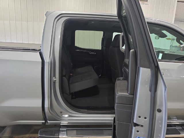 Used 2023 Chevrolet Silverado 1500 RST AWD/4WD image 27