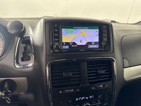 Used 2018 Dodge Grand Caravan GT image 15