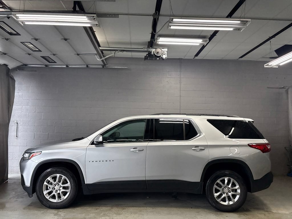 Used 2020 Chevrolet Traverse LT FWD image 29