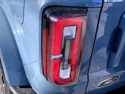 Used 2025 Ford Bronco Outer Banks image 29