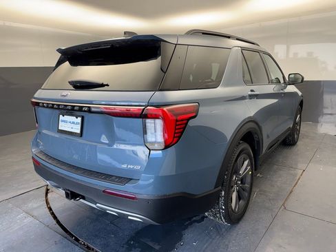 New 2026 Ford Explorer Active w/ Active Comfort Package image 12