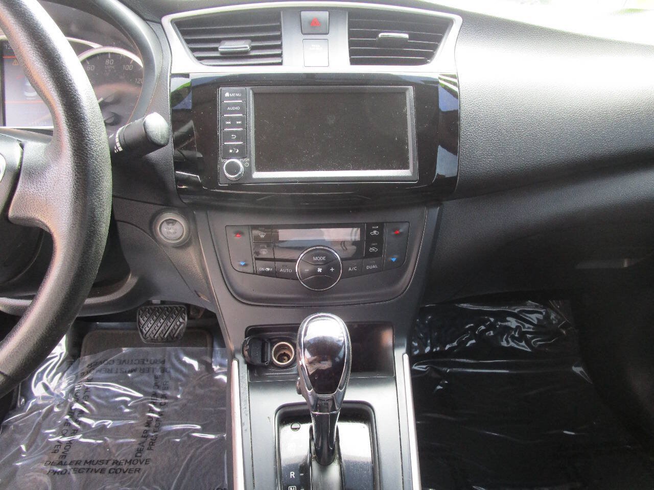 Used 2019 Nissan Sentra SV FWD image 14