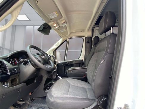 Used 2023 RAM ProMaster 2500 image 20