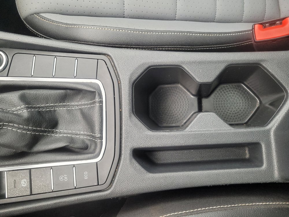 Used 2025 Volkswagen Jetta SE FWD image 26