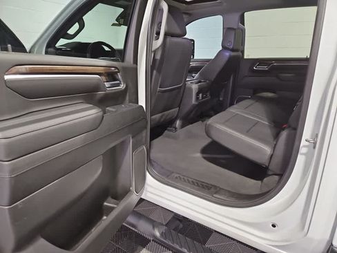 Used 2024 Chevrolet Silverado 3500 LT w/ Z71 Sport Edition AWD/4WD image 21