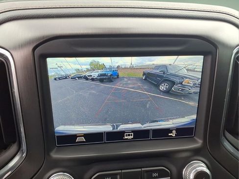 Used 2021 GMC Sierra 1500 AT4 w/ AT4 Premium Package AWD/4WD image 10