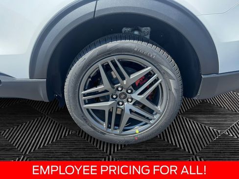 New 2026 Ford Explorer ST-Line w/ ST-Line Street Pack AWD/4WD image 14